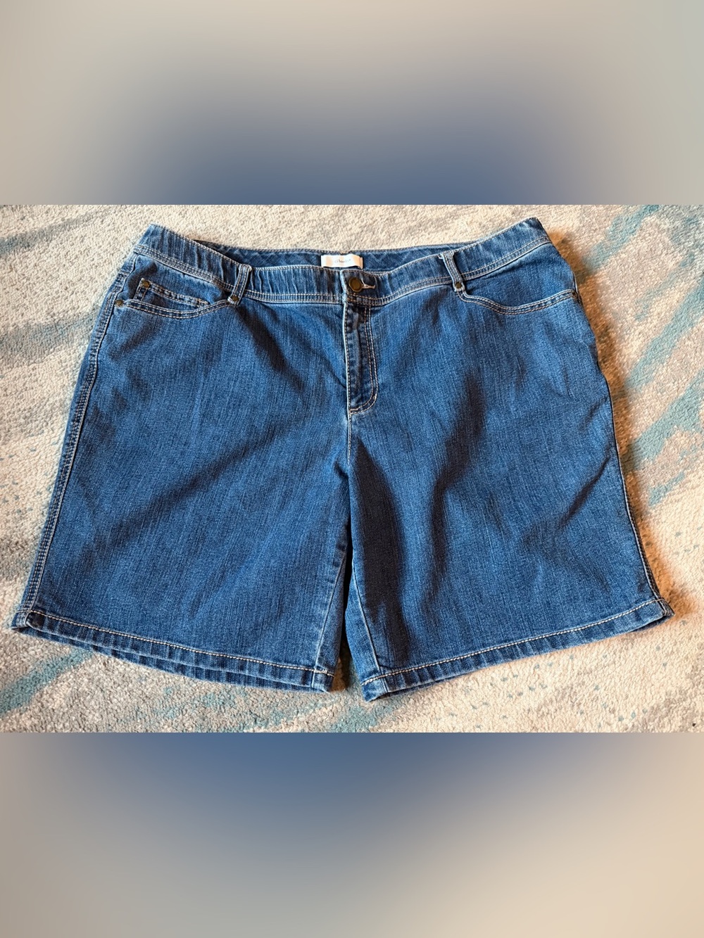 CJ Banks Blue Denim Size 23 Shorts